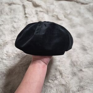 Studio Under Control Velvet Beret Hat Black Retro Velveteen Fall Winter Stylish